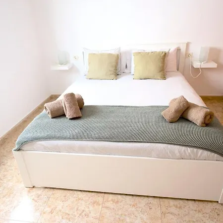 Bayside Kalendra-rofe Holiday home Guatiza